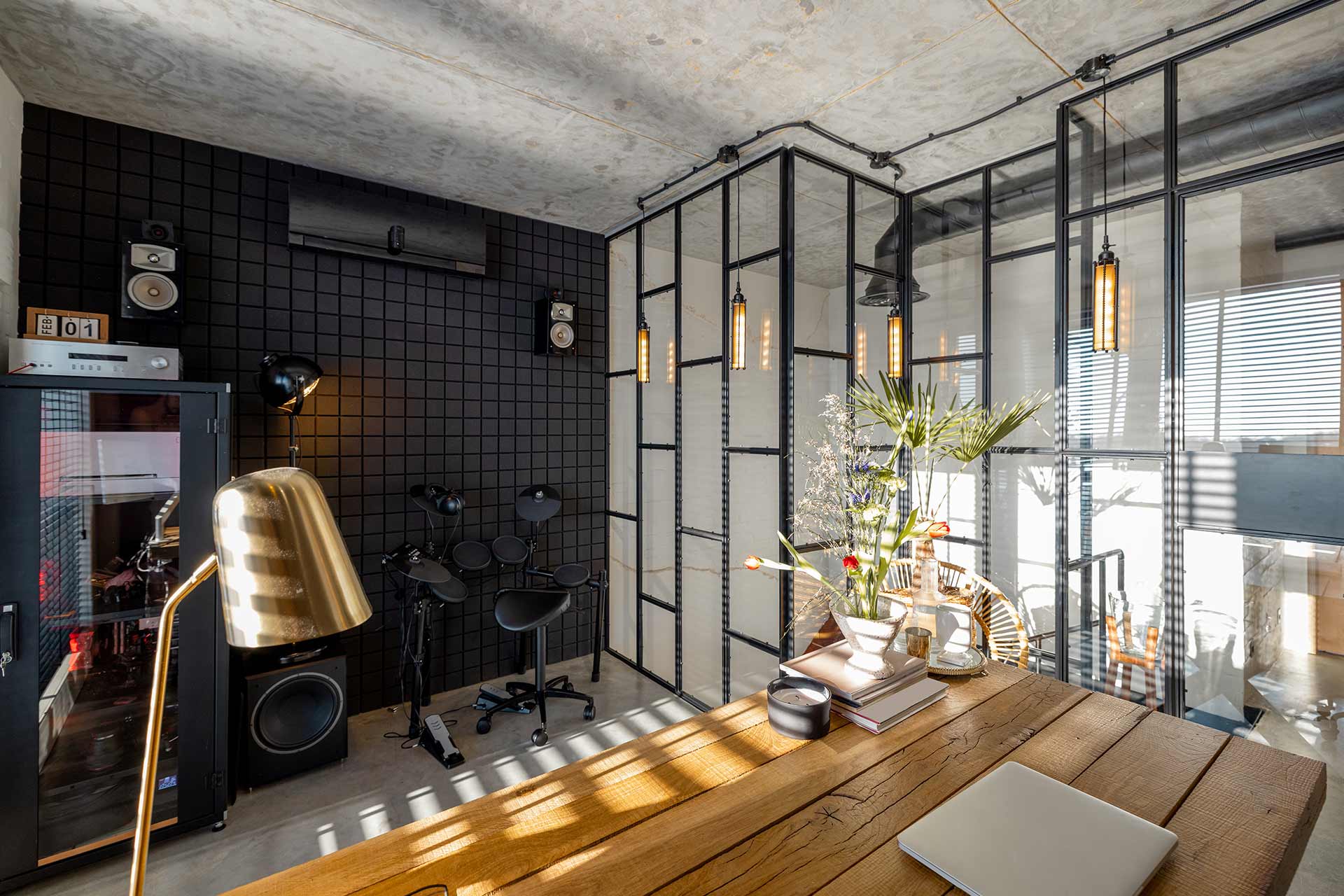 Sobre 2 home office interior in modern natural style 98DLTQ3
